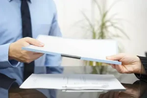 طريقة تقديم شكوى على شخص في الشرطة