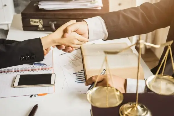 رفع دعوى في المحكمة العمالية عبر ناجز خطوة بخطوة